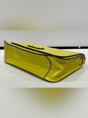 Kate Spade, Lemon Lime Pebbled Leather Crossbody Bag EUC